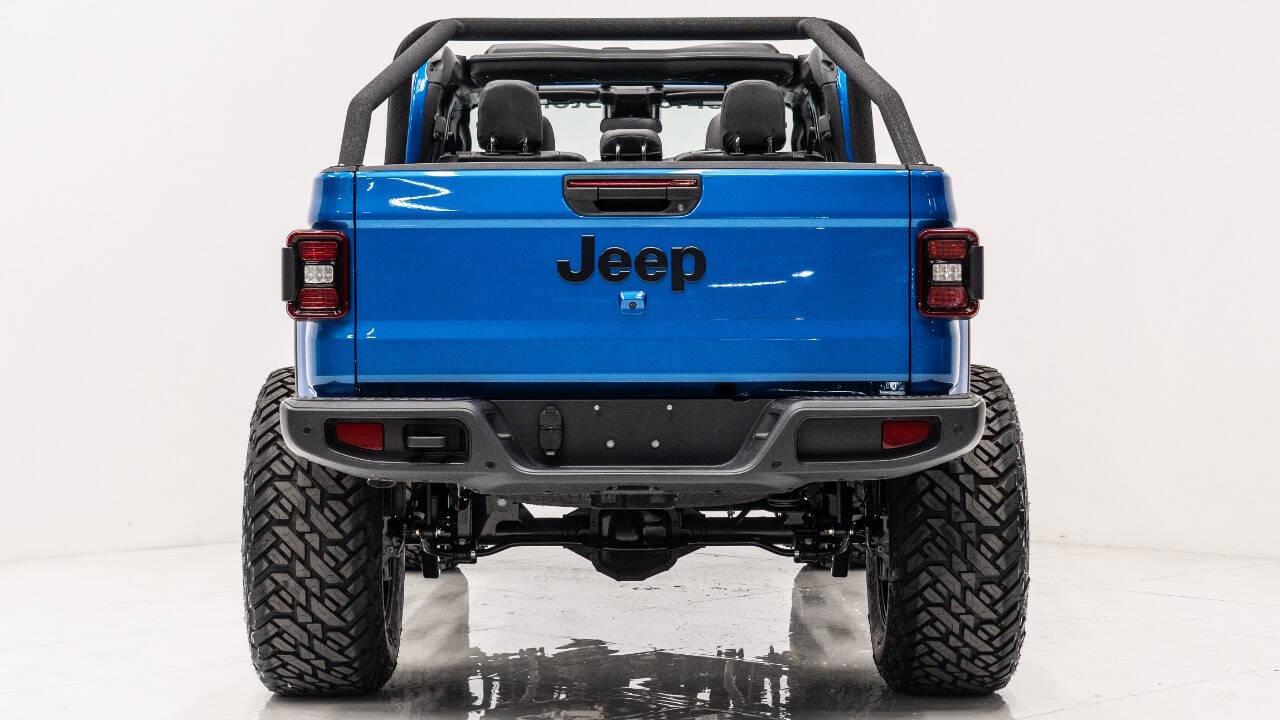 2024 Jeep Gladiator