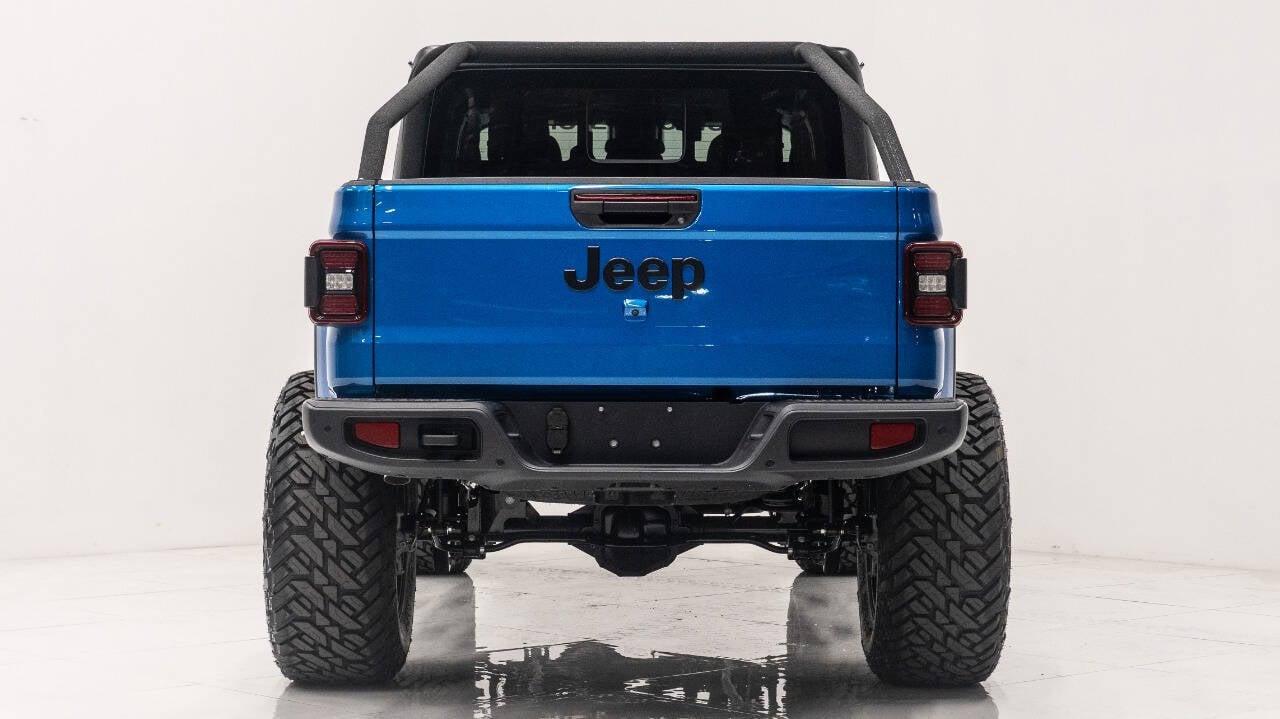 2024 Jeep Gladiator